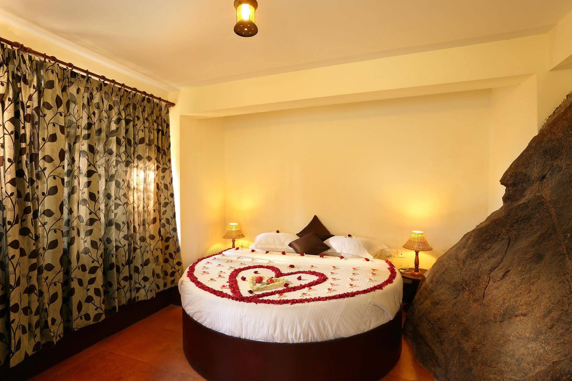 มธุมนทรา รีสอร์ต Hotel มุนนาร์ ภายนอก รูปภาพ